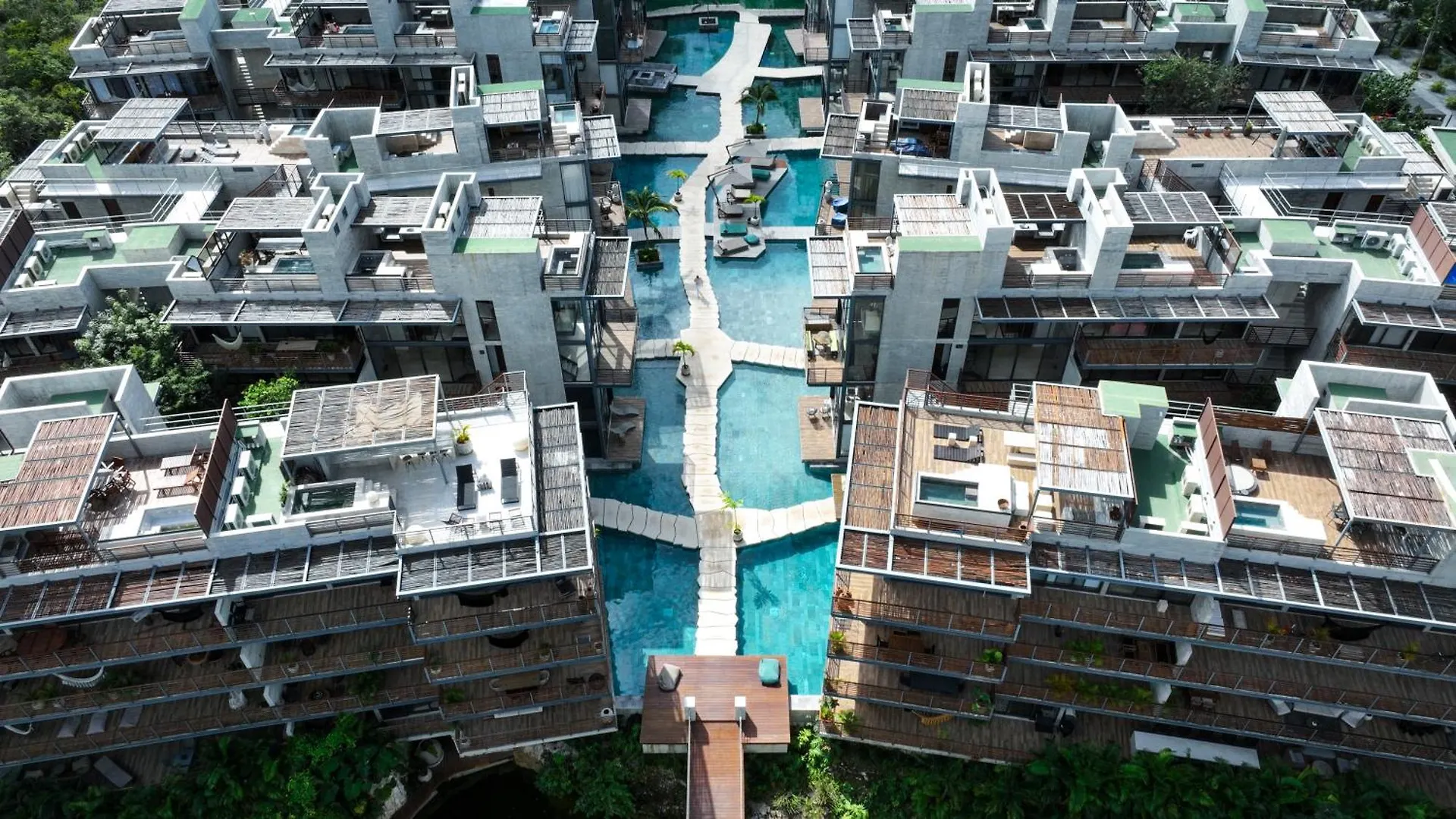 Luxury Penthouse - Jacuzzi, Gym, Pool, Sauna & Bbq Tulum