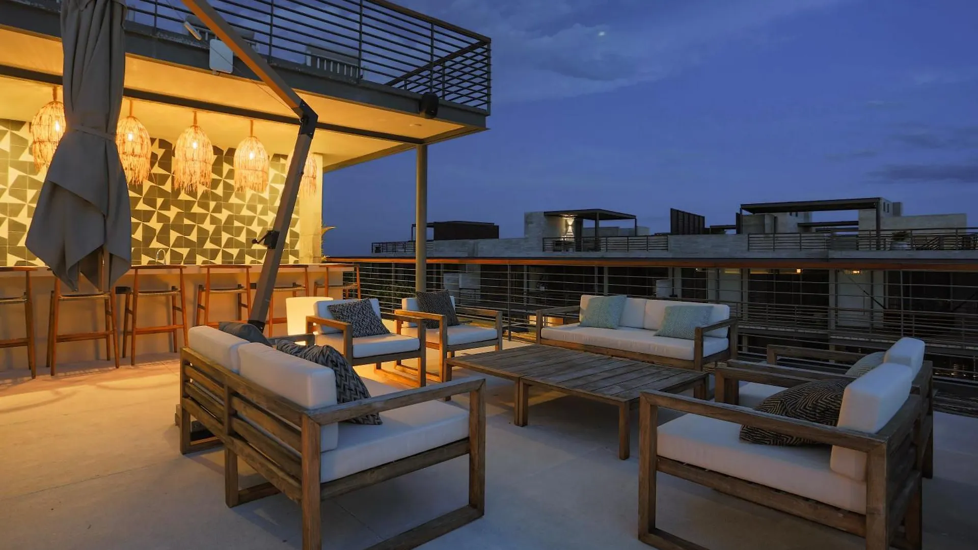 Luxury Penthouse - Jacuzzi, Gym, Pool, Sauna & Bbq Tulum