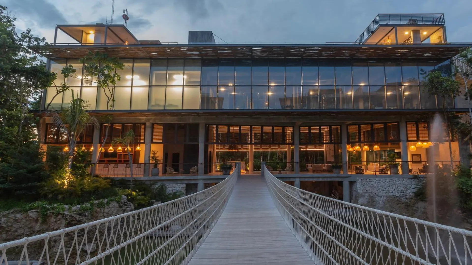 Luxury Penthouse - Jacuzzi, Gym, Pool, Sauna & Bbq Tulum Apartment