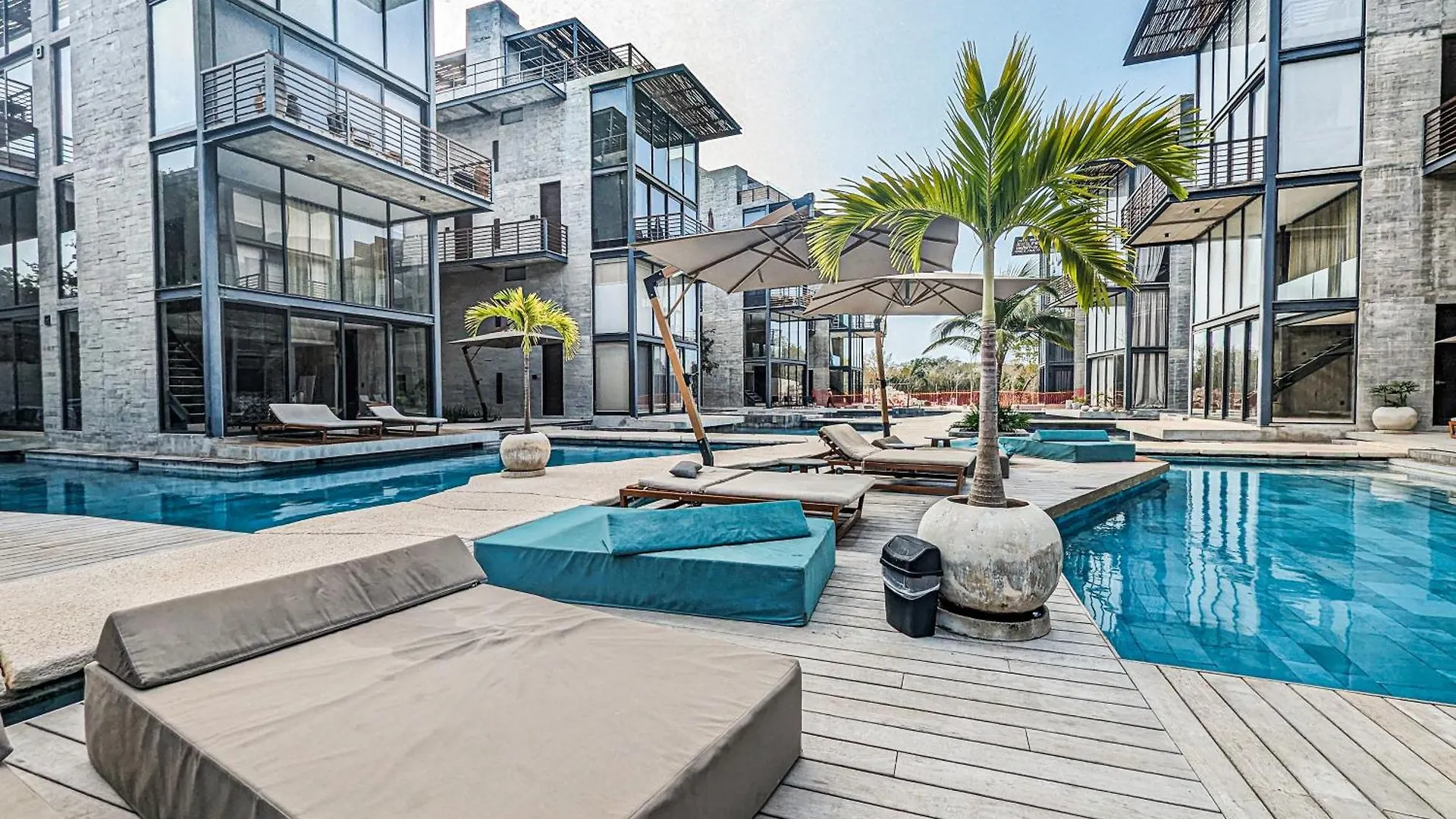 Luxury Penthouse - Jacuzzi, Gym, Pool, Sauna & Bbq Tulum Apartment