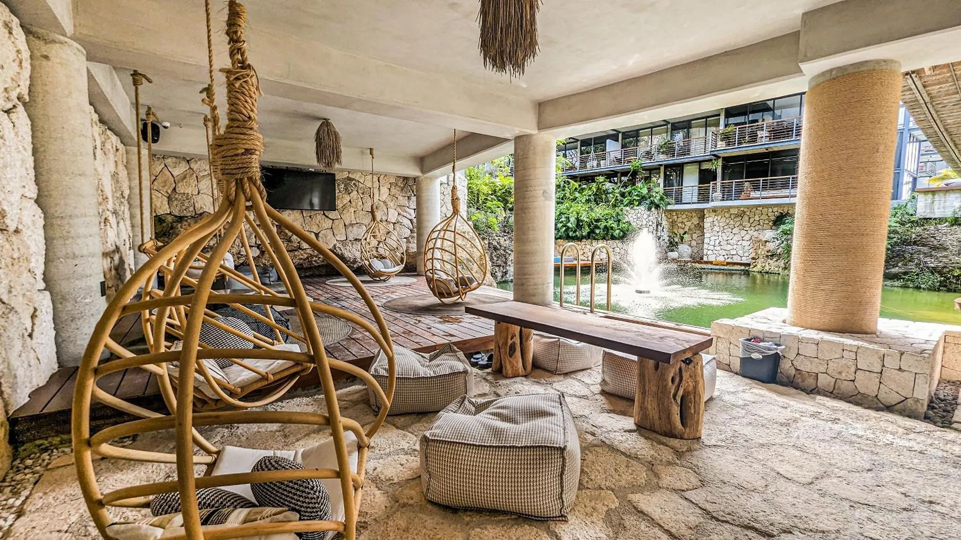 Luxury Penthouse - Jacuzzi, Gym, Pool, Sauna & Bbq Tulum